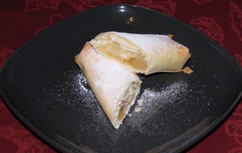 Фото для рецепта: Яблочные пирожки в лаваше