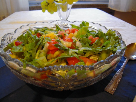Фото для рецепта: Летний кубанский салат
