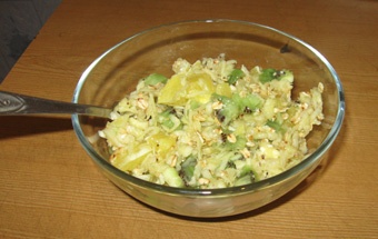 Фото для рецепта: Фруктовый салат с овсяными хлопьями
