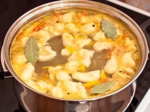 Фото для рецепта: Суп с галушками