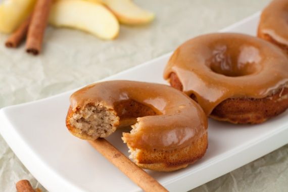 Фото для рецепта: Яблочные пончики