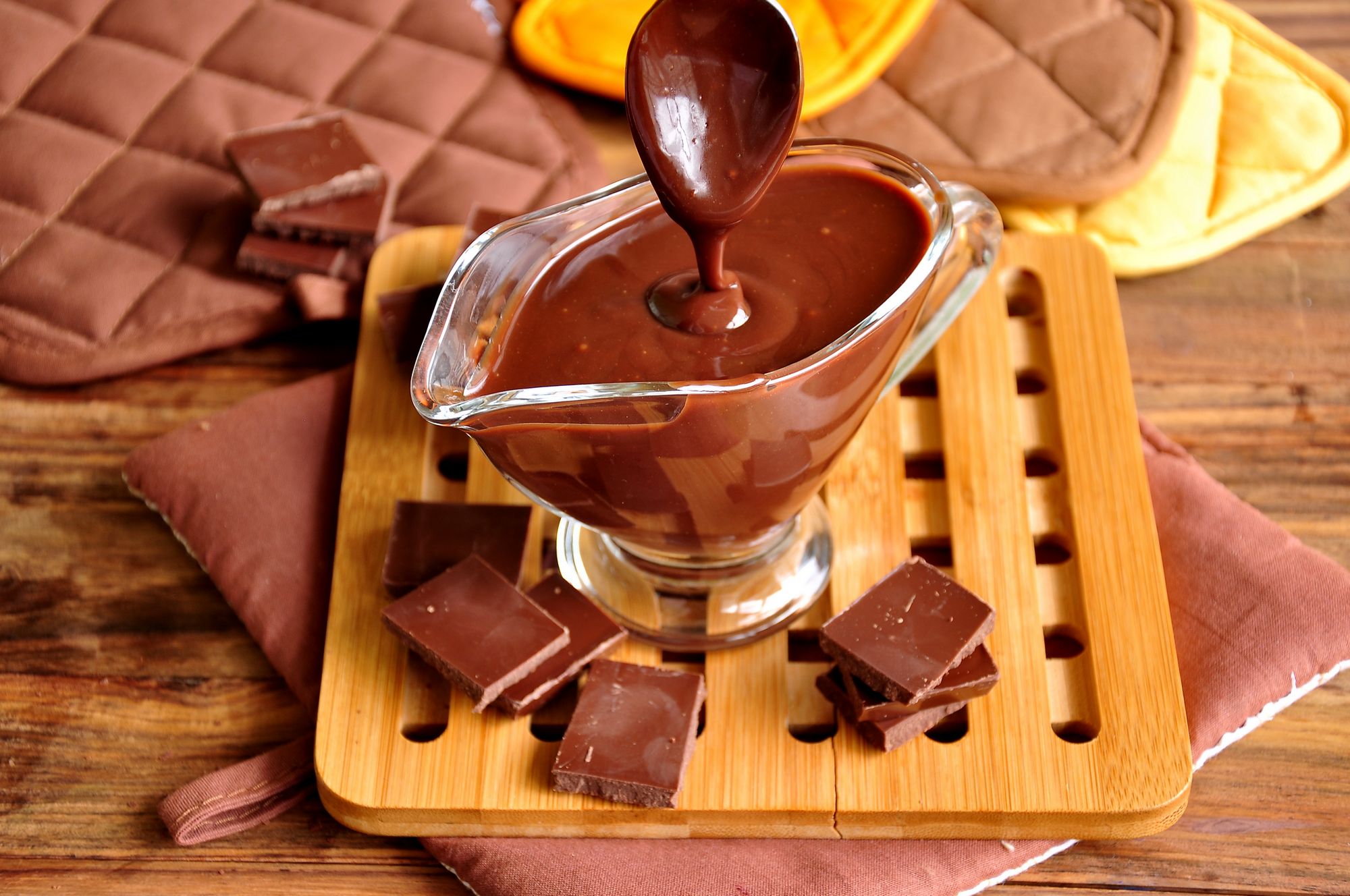 Фото для рецепта: Шоколадная глазурь